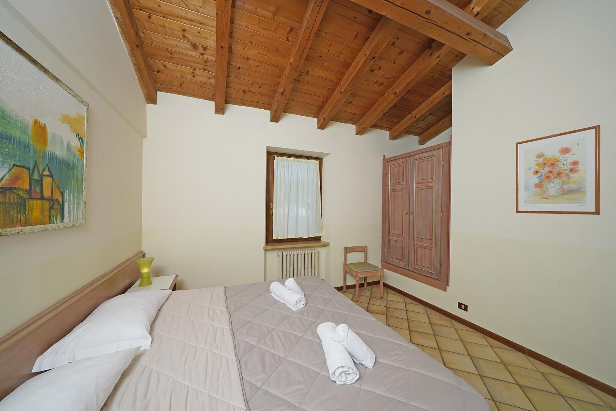 Residence La Filanda Костермано Екстер'єр фото